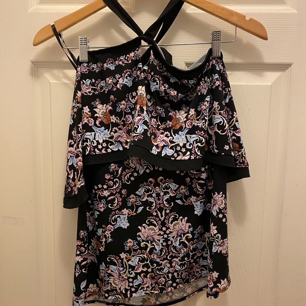 Sexy off the shoulder halter style top